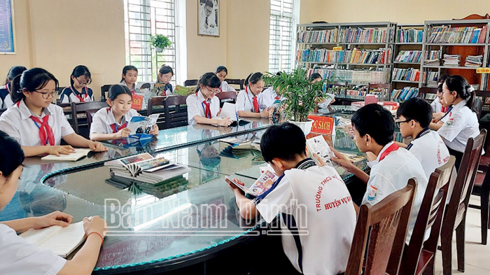 Hưởng ứng Ngày Sách và Văn hóa đọc Việt Nam tỉnh Nam Định năm 2024: Phát huy giá trị của sách và xây dựng văn hóa đọc trong học đường